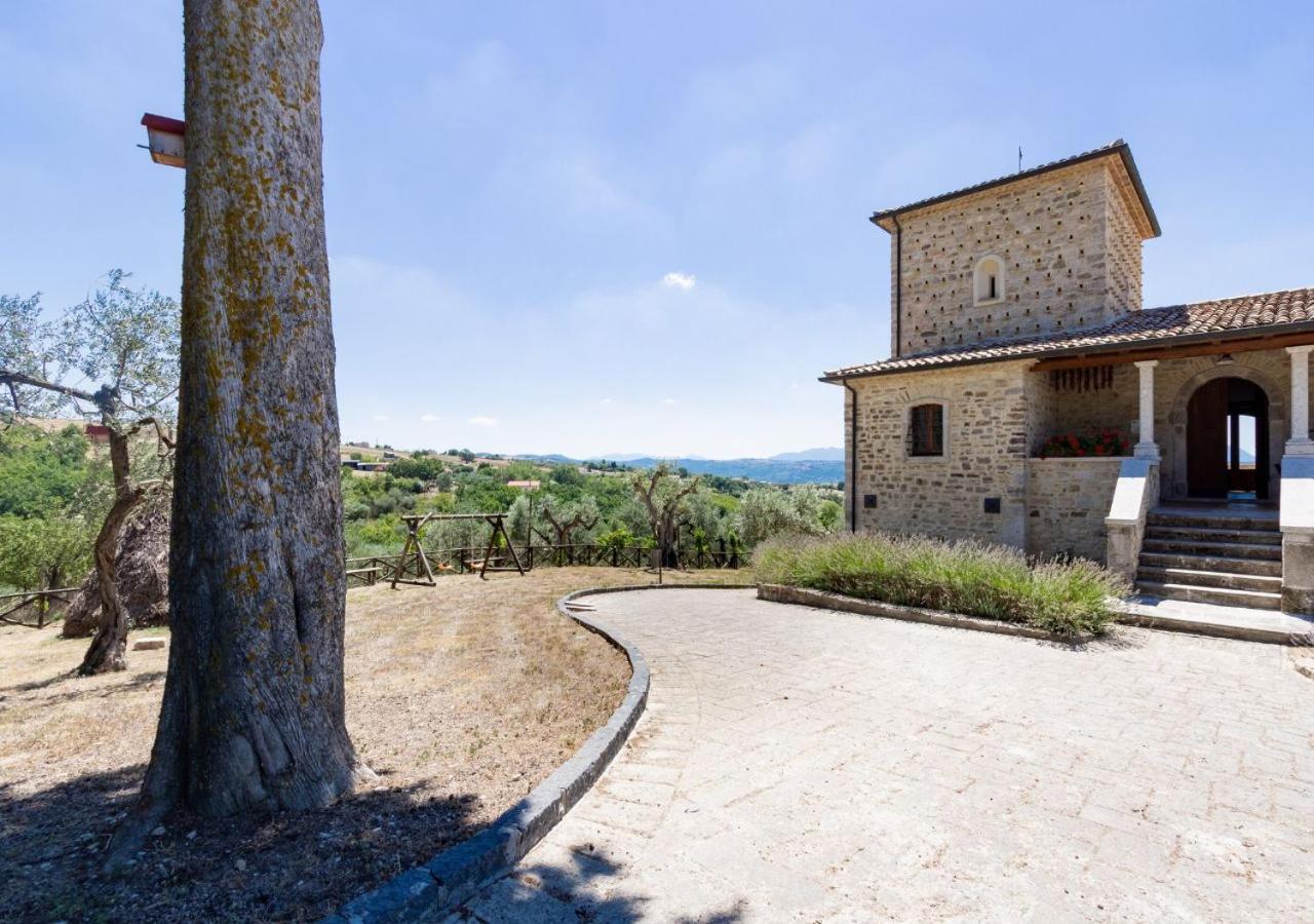 Agriturismo Torre Gialluise Villa Gesualdo Exterior photo